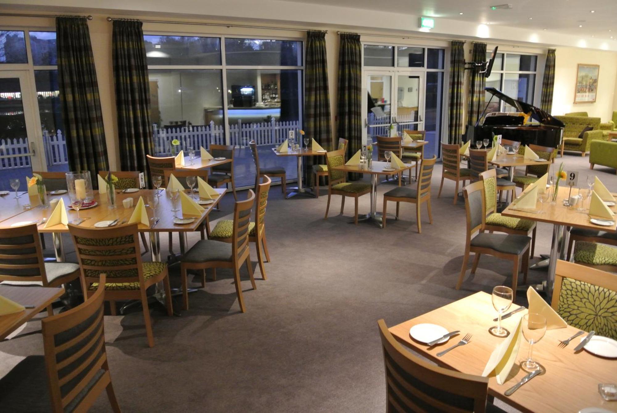 Ramsey Park Hotel מראה חיצוני תמונה